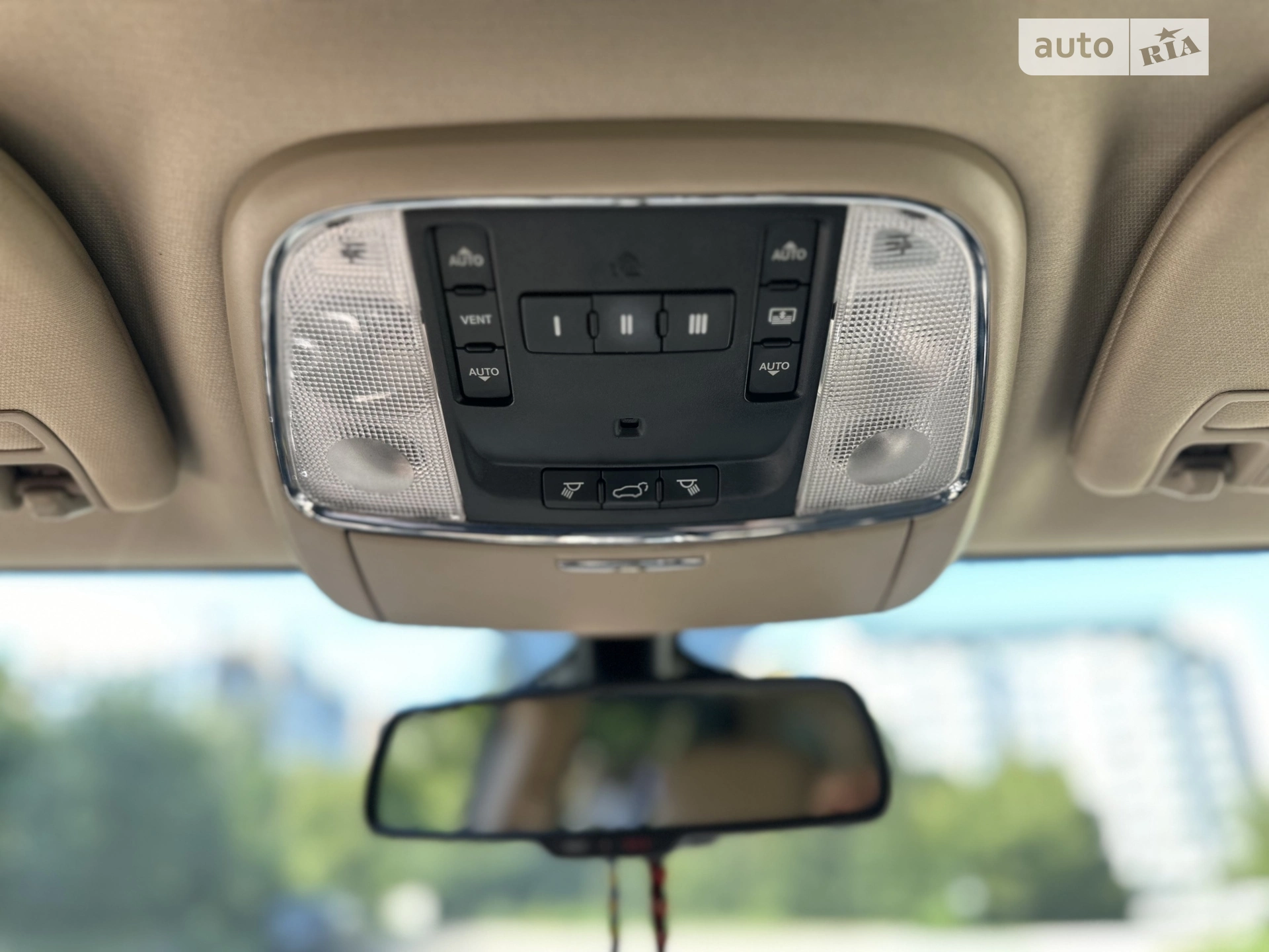 2014 Jeep Grand Cherokee - мініатюра 21