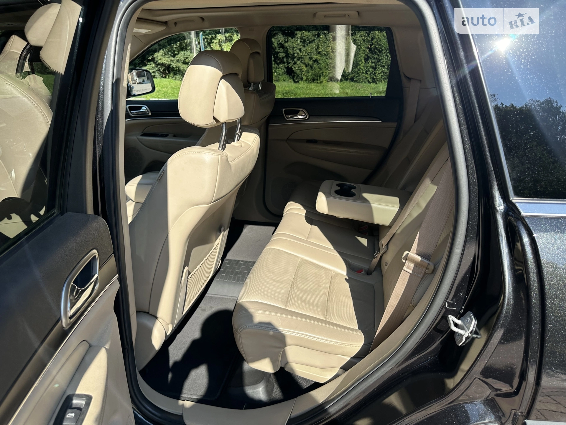 2014 Jeep Grand Cherokee - мініатюра 30