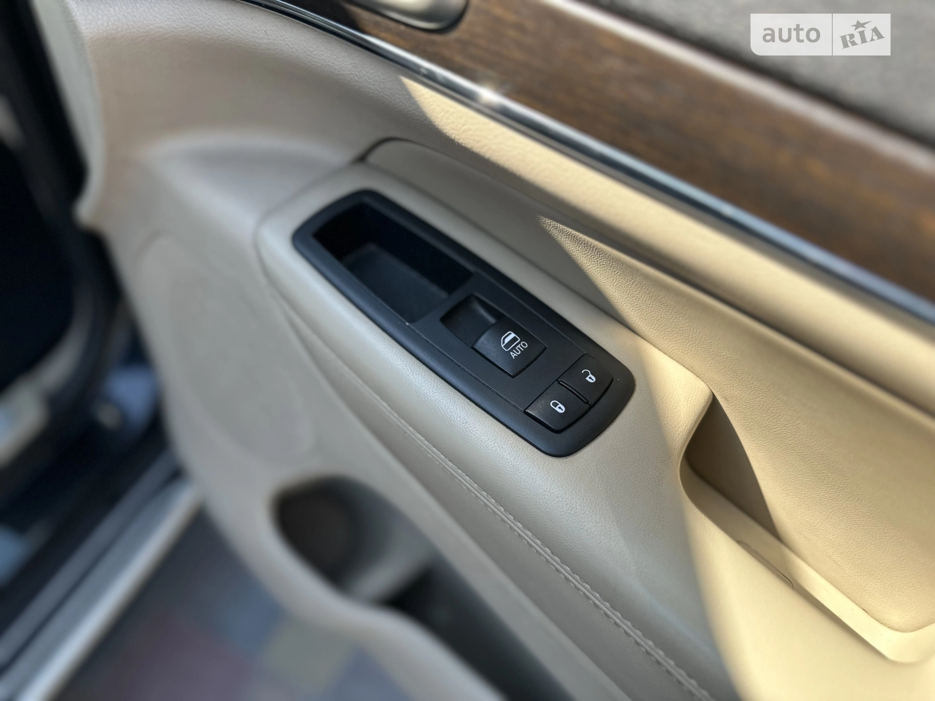 2014 Jeep Grand Cherokee - мініатюра 40
