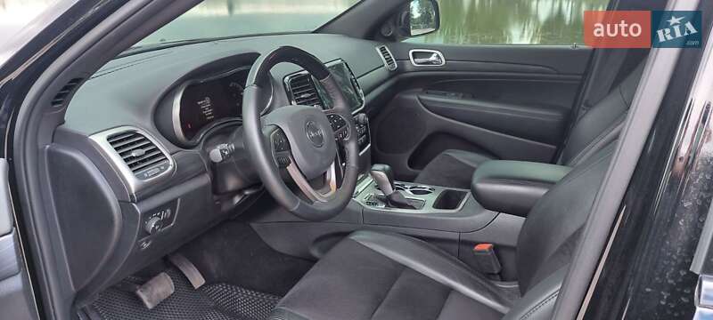 Внедорожник / Кроссовер Jeep Grand Cherokee 2020 в Кривом Роге