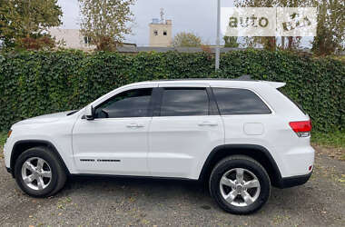 Позашляховик / Кросовер Jeep Grand Cherokee 2017 в 