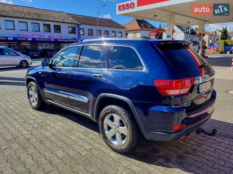 Внедорожник / Кроссовер Jeep Grand Cherokee 2012 в Луцке