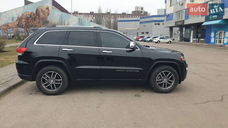 Внедорожник / Кроссовер Jeep Grand Cherokee 2018 в Кривом Роге
