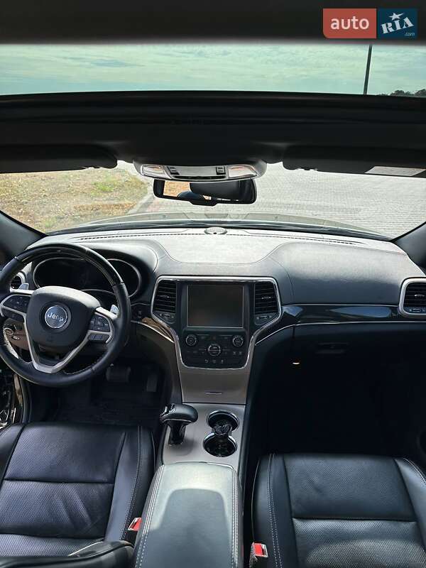 Внедорожник / Кроссовер Jeep Grand Cherokee 2015 в Одессе фото 18 Внедорожник / Кроссовер Jeep Grand Cherokee 2015 в Одессе