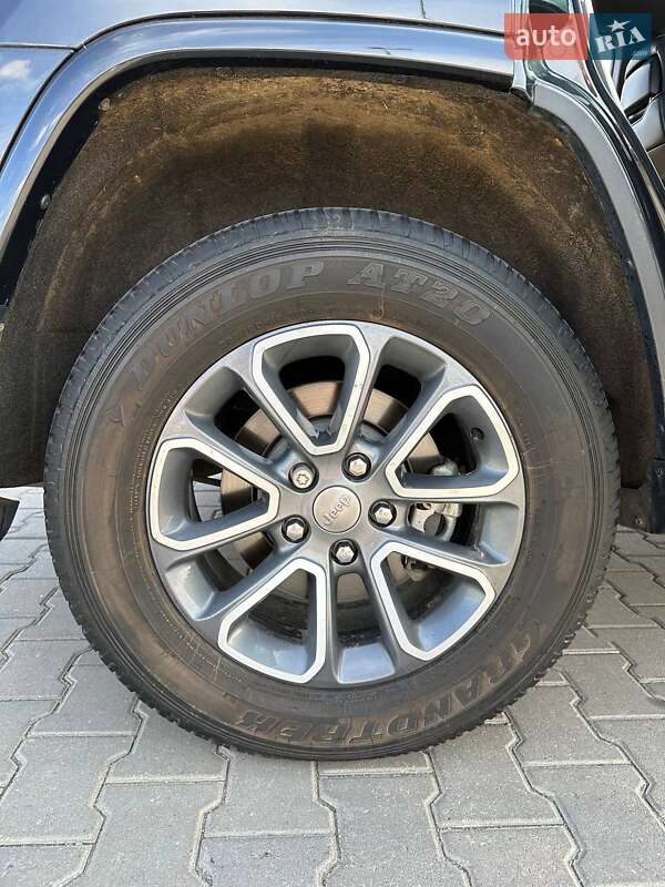Внедорожник / Кроссовер Jeep Grand Cherokee 2015 в Одессе фото 27 Внедорожник / Кроссовер Jeep Grand Cherokee 2015 в Одессе