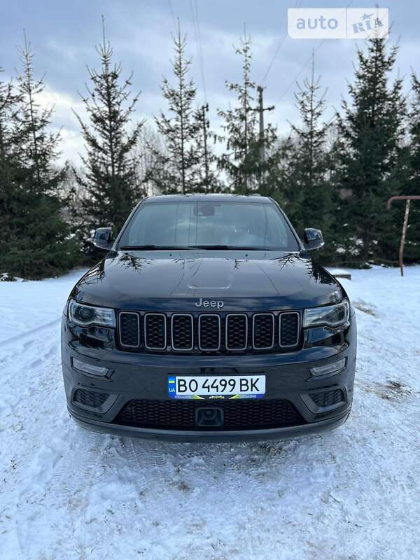 Внедорожник / Кроссовер Jeep Grand Cherokee 2018 в Тернополе
