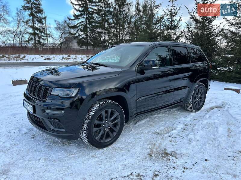 Внедорожник / Кроссовер Jeep Grand Cherokee 2018 в Тернополе
