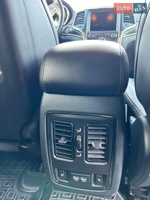 Внедорожник / Кроссовер Jeep Grand Cherokee 2018 в Тернополе