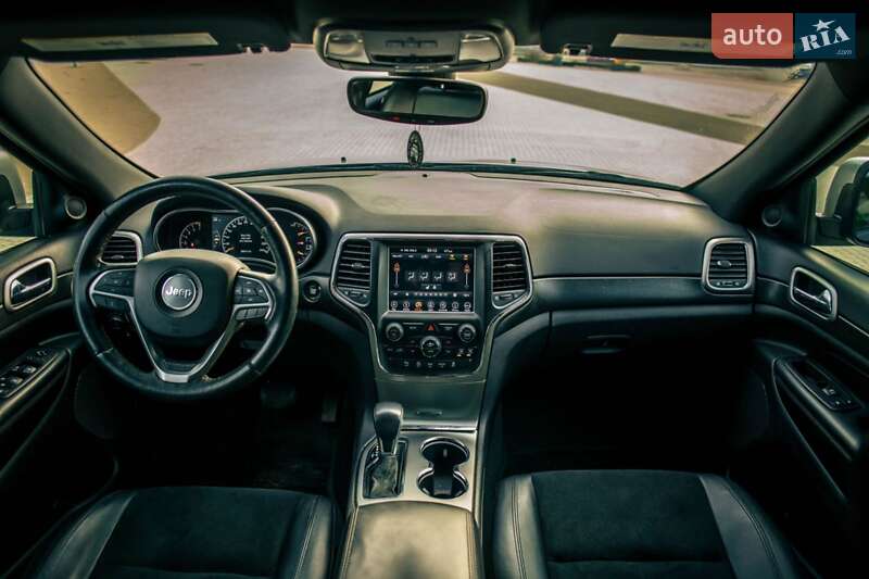 Внедорожник / Кроссовер Jeep Grand Cherokee 2018 в Львове