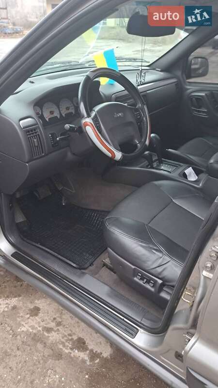 Внедорожник / Кроссовер Jeep Grand Cherokee 2001 в Николаеве