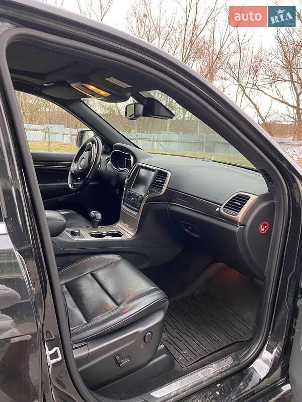Позашляховик / Кросовер Jeep Grand Cherokee 2015 в Львові
