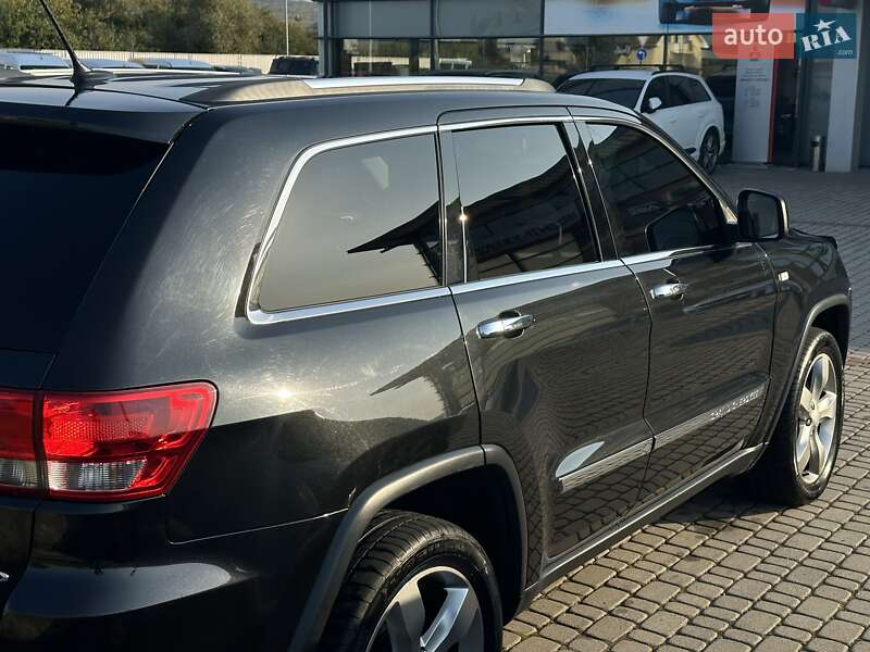 Внедорожник / Кроссовер Jeep Grand Cherokee 2012 в Ужгороде