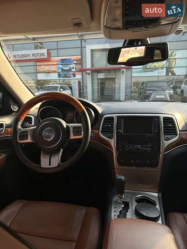 Внедорожник / Кроссовер Jeep Grand Cherokee 2012 в Ужгороде