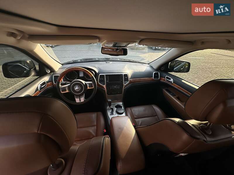 Внедорожник / Кроссовер Jeep Grand Cherokee 2012 в Ужгороде