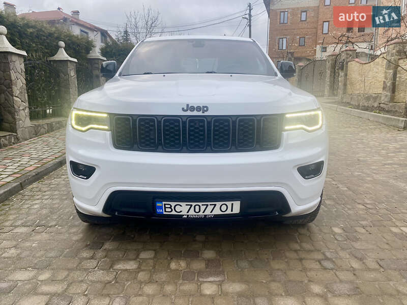 Внедорожник / Кроссовер Jeep Grand Cherokee 2019 в Львове