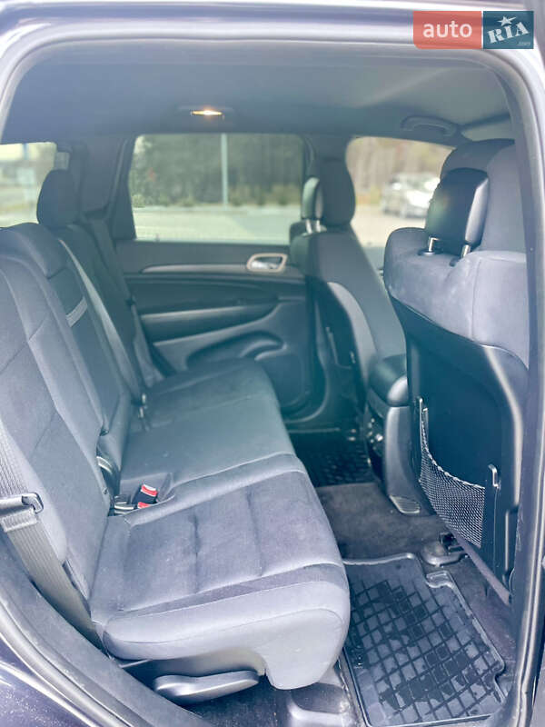 Позашляховик / Кросовер Jeep Grand Cherokee 2015 в Луцьку фото 34 Позашляховик / Кросовер Jeep Grand Cherokee 2015 в Луцьку