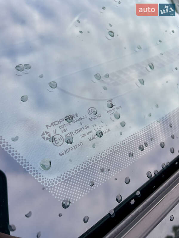 Позашляховик / Кросовер Jeep Grand Cherokee 2015 в Луцьку фото 62 Позашляховик / Кросовер Jeep Grand Cherokee 2015 в Луцьку