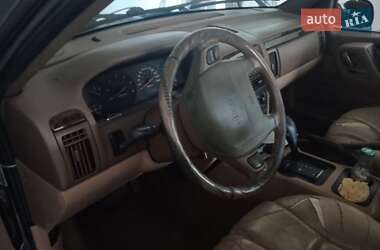 Позашляховик / Кросовер Jeep Grand Cherokee 2000 в Яремчі