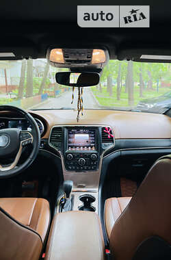 Внедорожник / Кроссовер Jeep Grand Cherokee 2017 в Чернигове