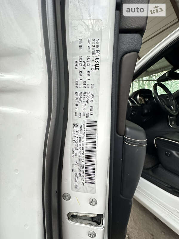 Внедорожник / Кроссовер Jeep Grand Cherokee 2015 в Днепре фото 15 Внедорожник / Кроссовер Jeep Grand Cherokee 2015 в Днепре