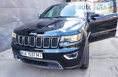 Внедорожник / Кроссовер Jeep Grand Cherokee 2019 в Киеве