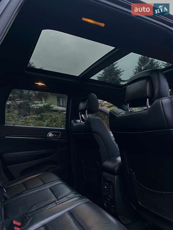 Внедорожник / Кроссовер Jeep Grand Cherokee 2015 в Рожнятове