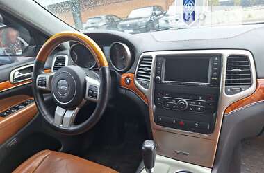 Внедорожник / Кроссовер Jeep Grand Cherokee 2011 в Обухове