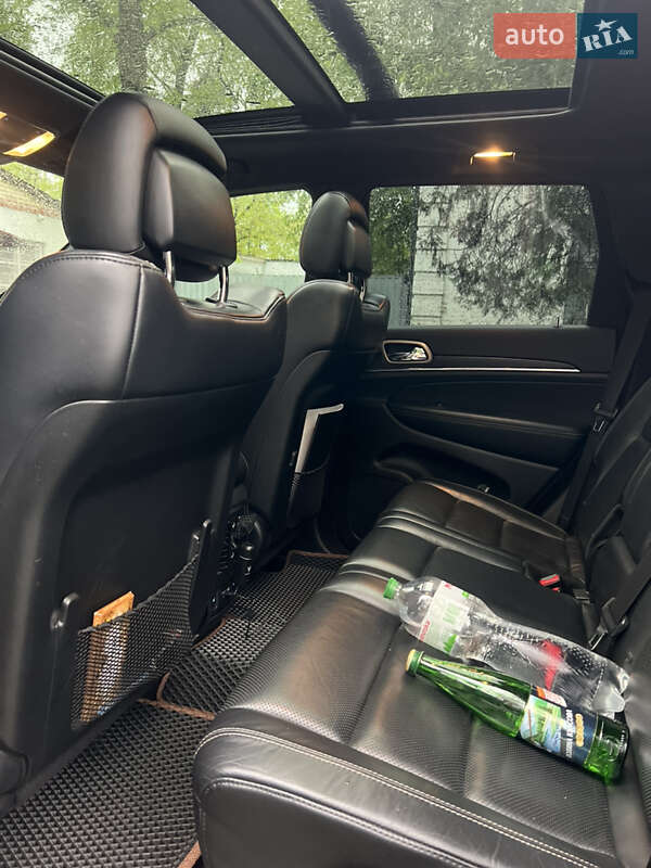 Внедорожник / Кроссовер Jeep Grand Cherokee 2014 в Киеве