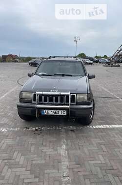 Внедорожник / Кроссовер Jeep Grand Cherokee 1994 в Харькове