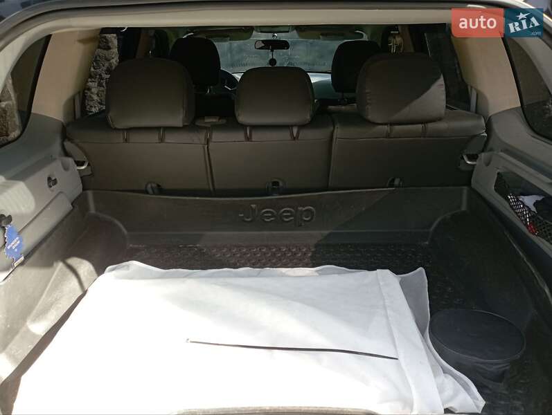 Позашляховик / Кросовер Jeep Grand Cherokee 2005 в Харкові