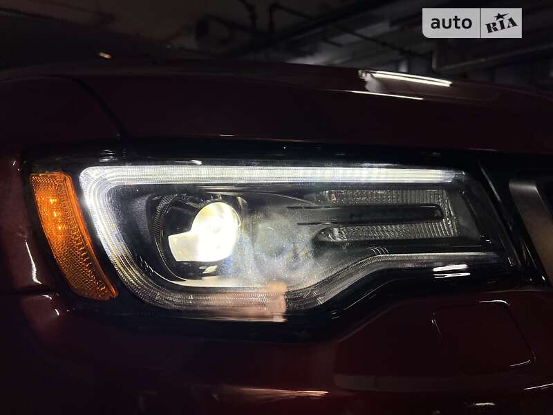 Внедорожник / Кроссовер Jeep Grand Cherokee 2018 в Киеве