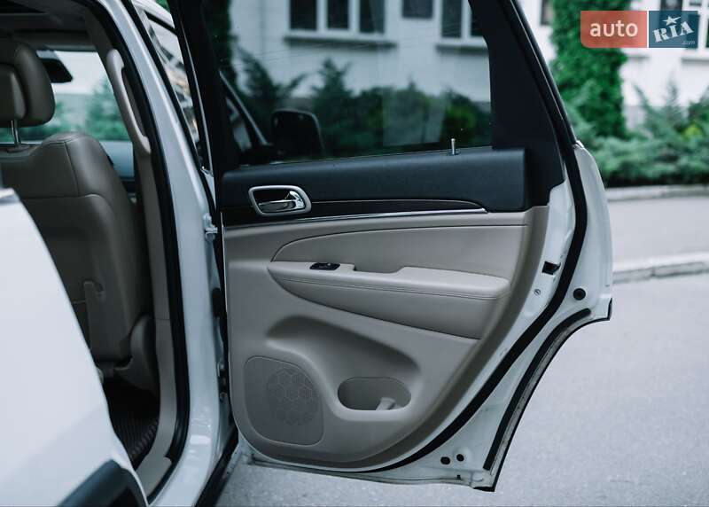 Позашляховик / Кросовер Jeep Grand Cherokee 2018 в Києві