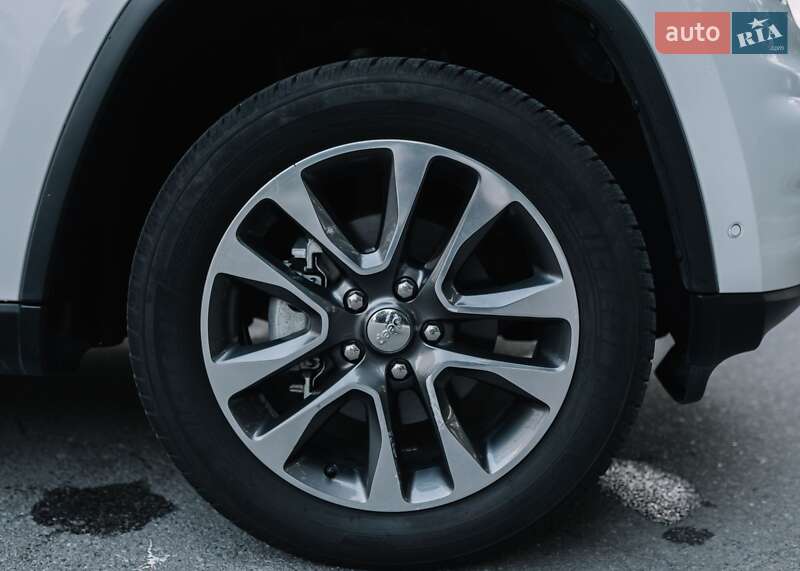 Позашляховик / Кросовер Jeep Grand Cherokee 2018 в Києві