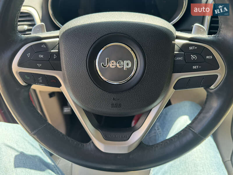 Внедорожник / Кроссовер Jeep Grand Cherokee 2015 в Киеве фото 24 Внедорожник / Кроссовер Jeep Grand Cherokee 2015 в Киеве