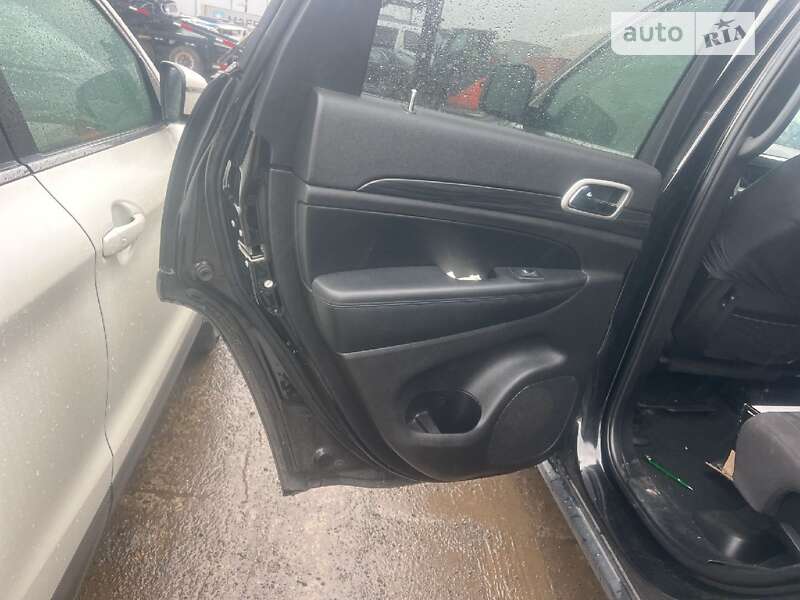 Внедорожник / Кроссовер Jeep Grand Cherokee 2021 в Киеве