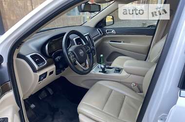 Внедорожник / Кроссовер Jeep Grand Cherokee 2015 в Николаеве