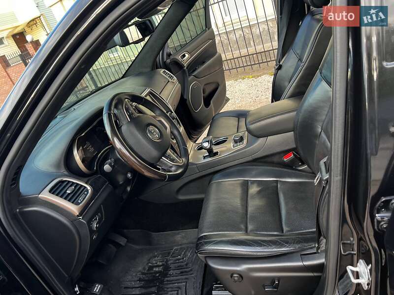 Позашляховик / Кросовер Jeep Grand Cherokee 2015 в Львові