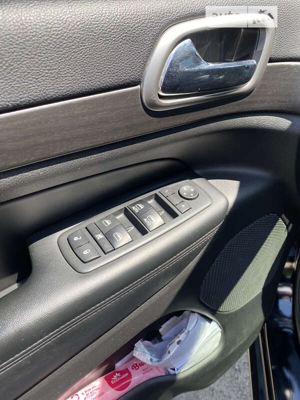 Внедорожник / Кроссовер Jeep Grand Cherokee 2017 в Харькове