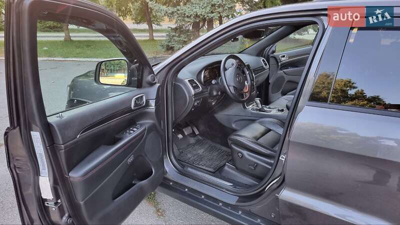 Внедорожник / Кроссовер Jeep Grand Cherokee 2017 в Киеве