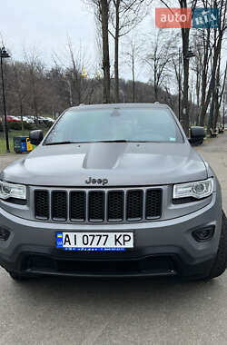 Позашляховик / Кросовер Jeep Grand Cherokee 2015 в Києві