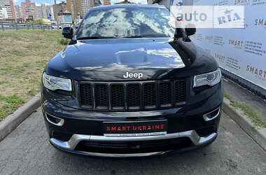 Позашляховик / Кросовер Jeep Grand Cherokee 2016 в Києві