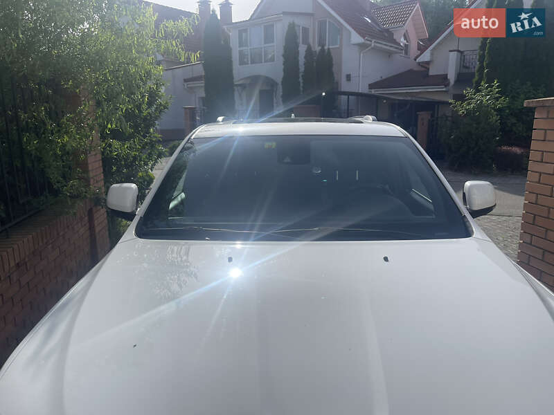 Внедорожник / Кроссовер Jeep Grand Cherokee 2014 в Киеве