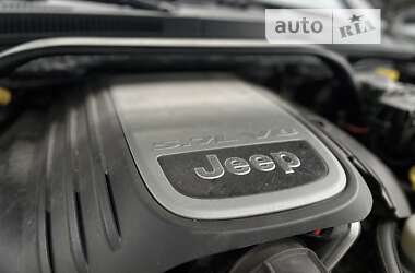 Позашляховик / Кросовер Jeep Grand Cherokee 2006 в Стрию