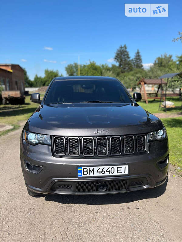 Внедорожник / Кроссовер Jeep Grand Cherokee 2021 в Киеве