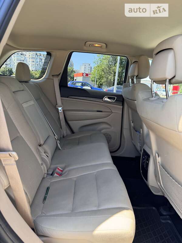 Внедорожник / Кроссовер Jeep Grand Cherokee 2013 в Киеве