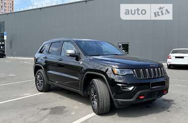 Позашляховик / Кросовер Jeep Grand Cherokee 2017 в Києві