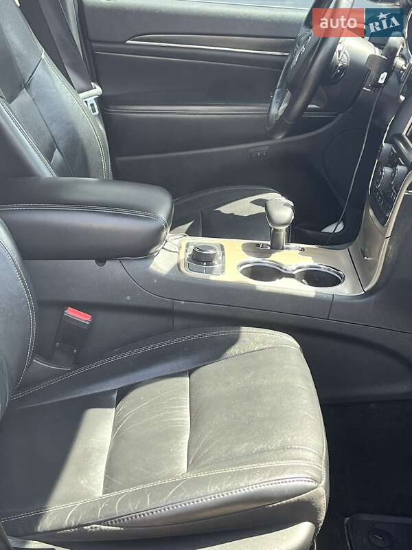 Внедорожник / Кроссовер Jeep Grand Cherokee 2014 в Киеве фото 16 Внедорожник / Кроссовер Jeep Grand Cherokee 2014 в Киеве