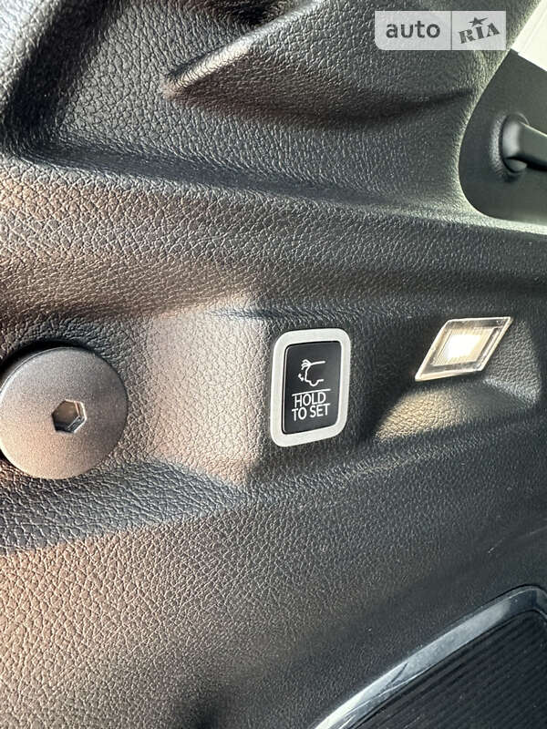 Внедорожник / Кроссовер Jeep Grand Cherokee 2021 в Ивано-Франковске