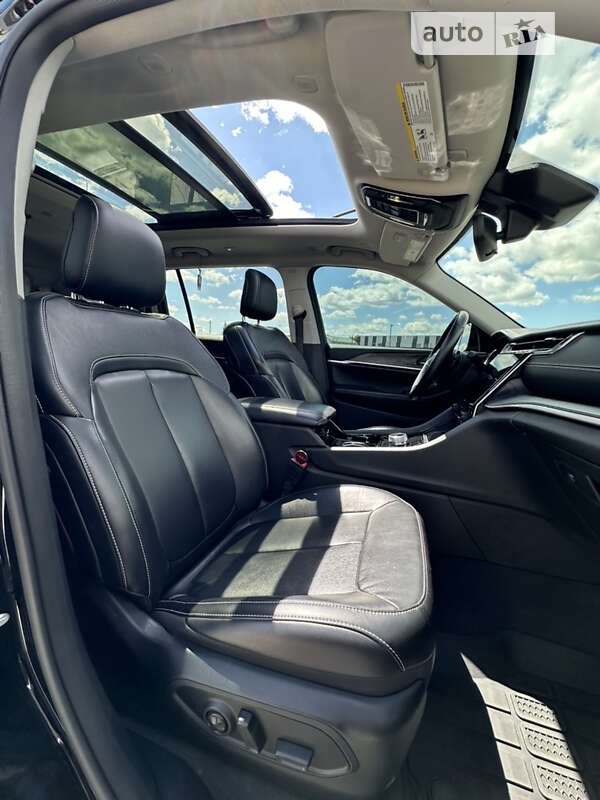 Внедорожник / Кроссовер Jeep Grand Cherokee 2021 в Ивано-Франковске