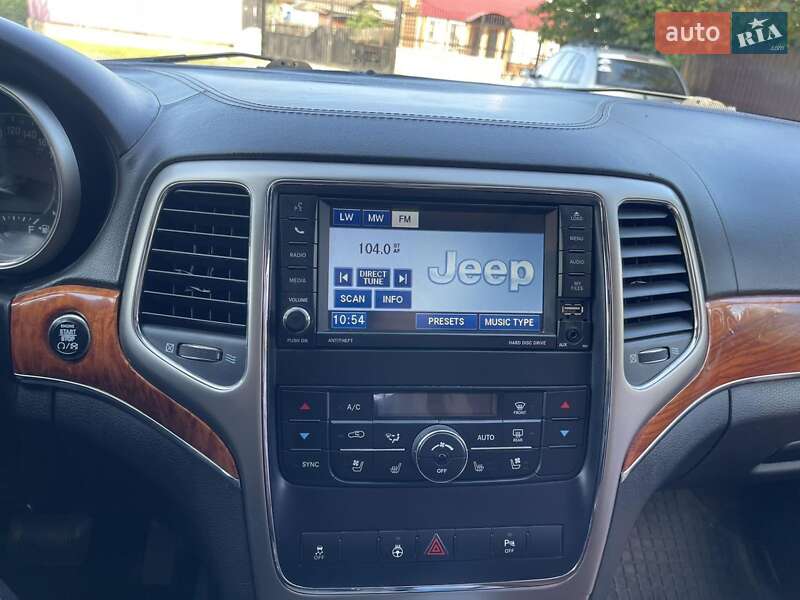 Внедорожник / Кроссовер Jeep Grand Cherokee 2012 в Яремче